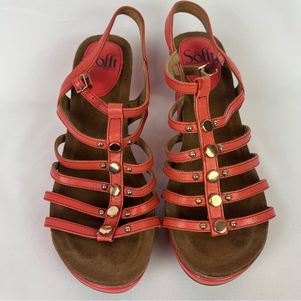 Sofft Women's Red Strappy Comfort Wedge Sandles With Gold Detail Ankle Strap 8.5